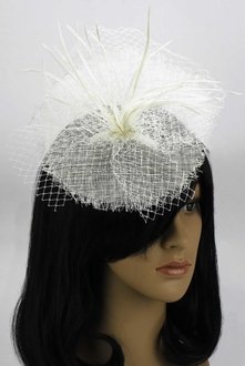 LSH00118 - Ivory Mesh Hat Feather Fascinator